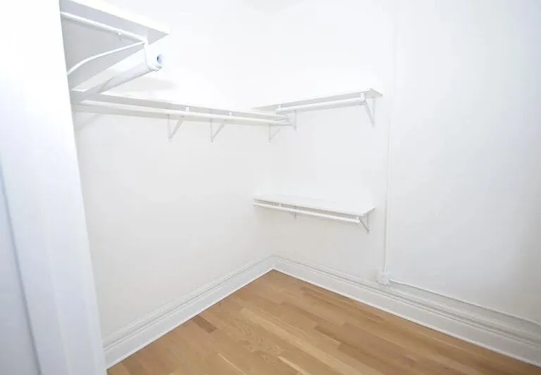 1325 W 18th St #3F — Photo 12