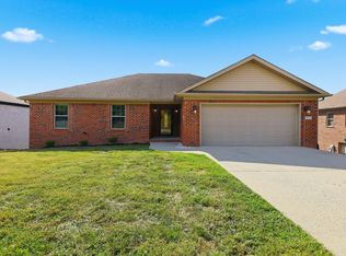212 Percheron Dr, Richmond, KY 40475