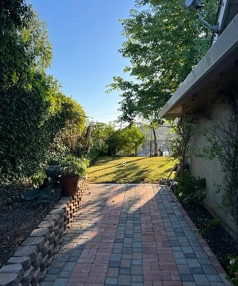 281 Dickenson Ave — Photo 9