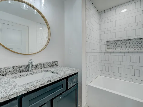 1216 NE 8th St, Oklahoma City, OK 73117