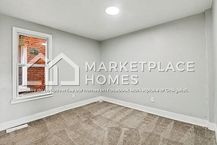 520 Englewood St — Photo 12