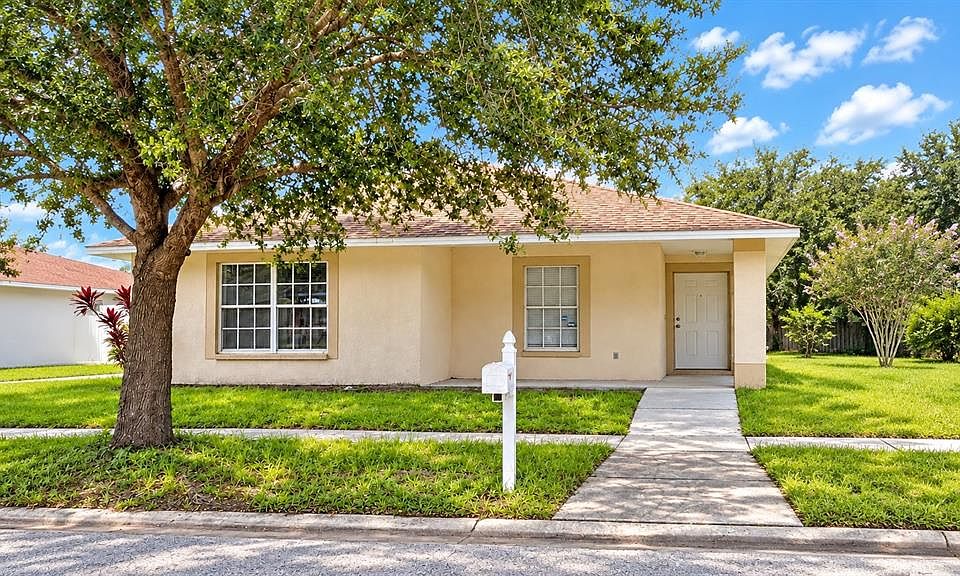 1st image of 10328 SUMMERVIEW CIRCLE