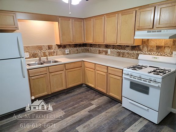 2nd image of 5809 Christie Ave SE