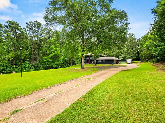 4th image of 2348 Natchitoches Hwy