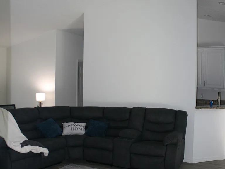 4202 E Garden St — Photo 11