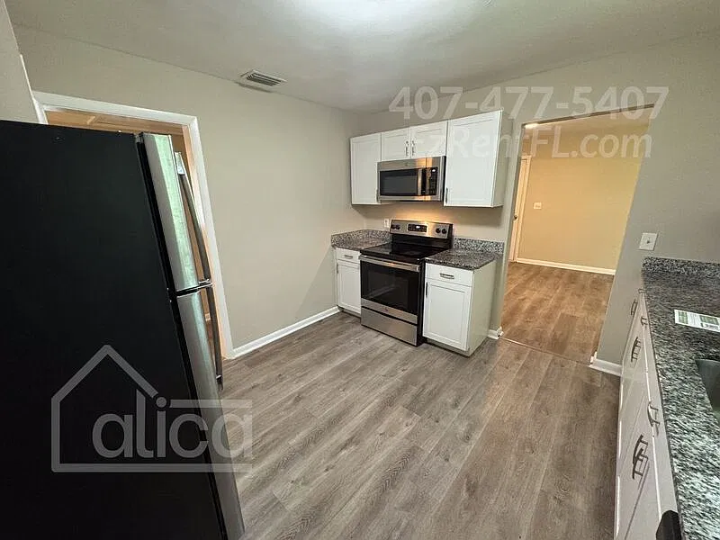 3 bed, 2.0 bath, 1575 sqft, $1,825 — Photo 4