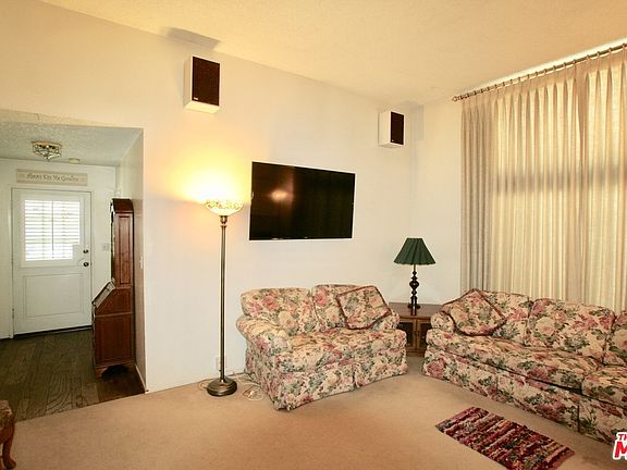 5th image of 24049 Blacker House Ct