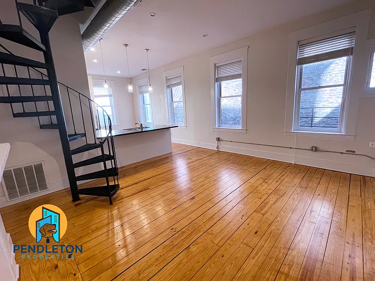 514 E 12th St #3 — Photo 7