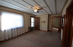 4th image of 1307 Chilhowie E