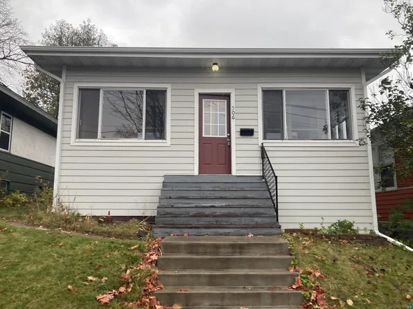 506 N 13th Ave E, Duluth, MN 55805