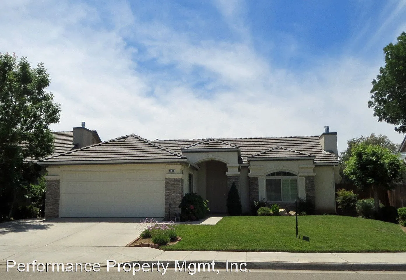 7698 N Paula Ave photo 1