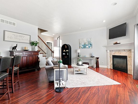 3rd image of 11217 N Oakwood Dr Unit 24