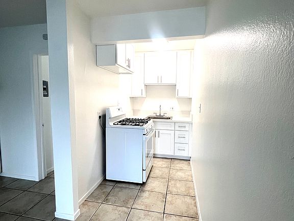 2nd image of 1134 N East St #F