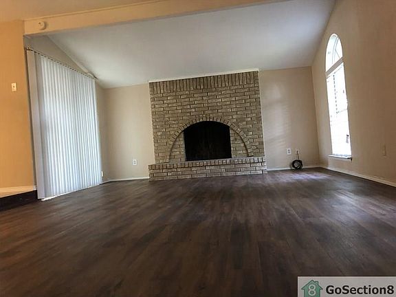 2nd image of 3013 Teakwood Dr