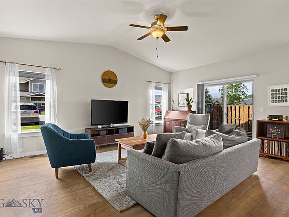 5th image of 33 Naomi Rose Ln #A