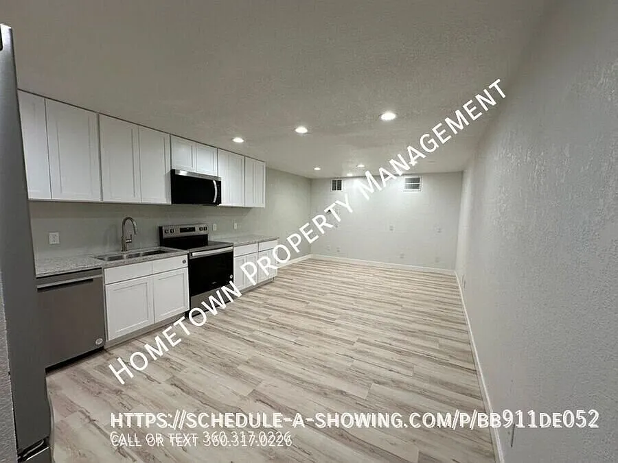1 Bedroom Plus Office in Downtown Olympia - Utilities Included! — Photo 2