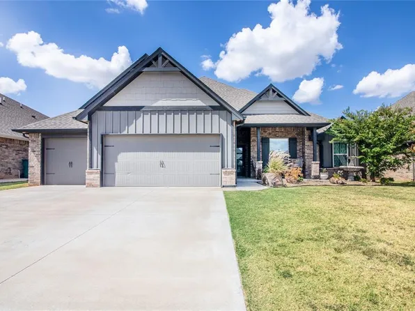 713 Bison Crossing Dr, Yukon, OK 73099