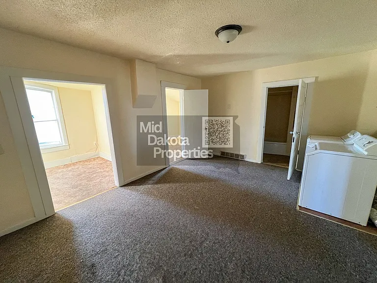 515 E Hanson Ave — Photo 9