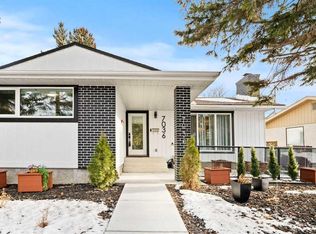 7036 W Silverview Rd NW, Calgary, AB T3B 3M1