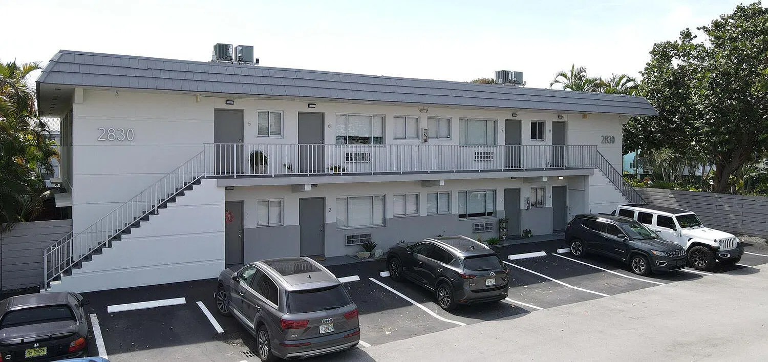 Studio, 1.0 bath, 1100 sqft, $2,275 — Photo 2