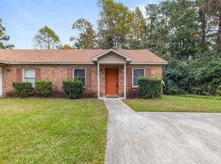 118 Windsor Ct, Jacksonville, NC 28546