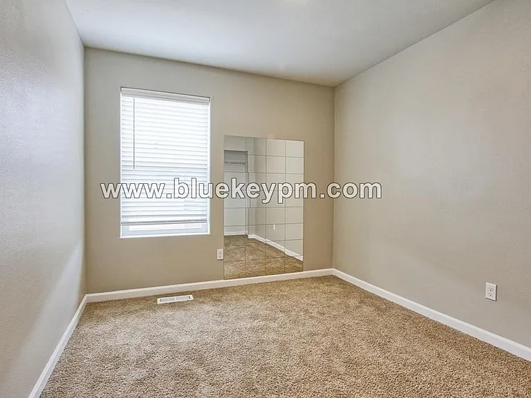 7104 NE 155th Pl — Photo 11