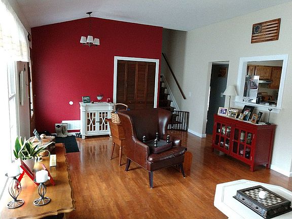 Open concept living/dining