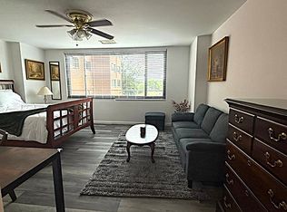 1011 Arlington Blvd APT 127, Arlington, VA 22209