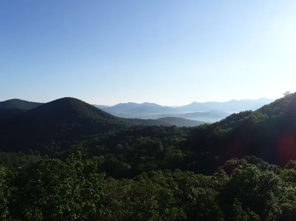 65 Goldmine Knob Trl, Blairsville, GA 30512