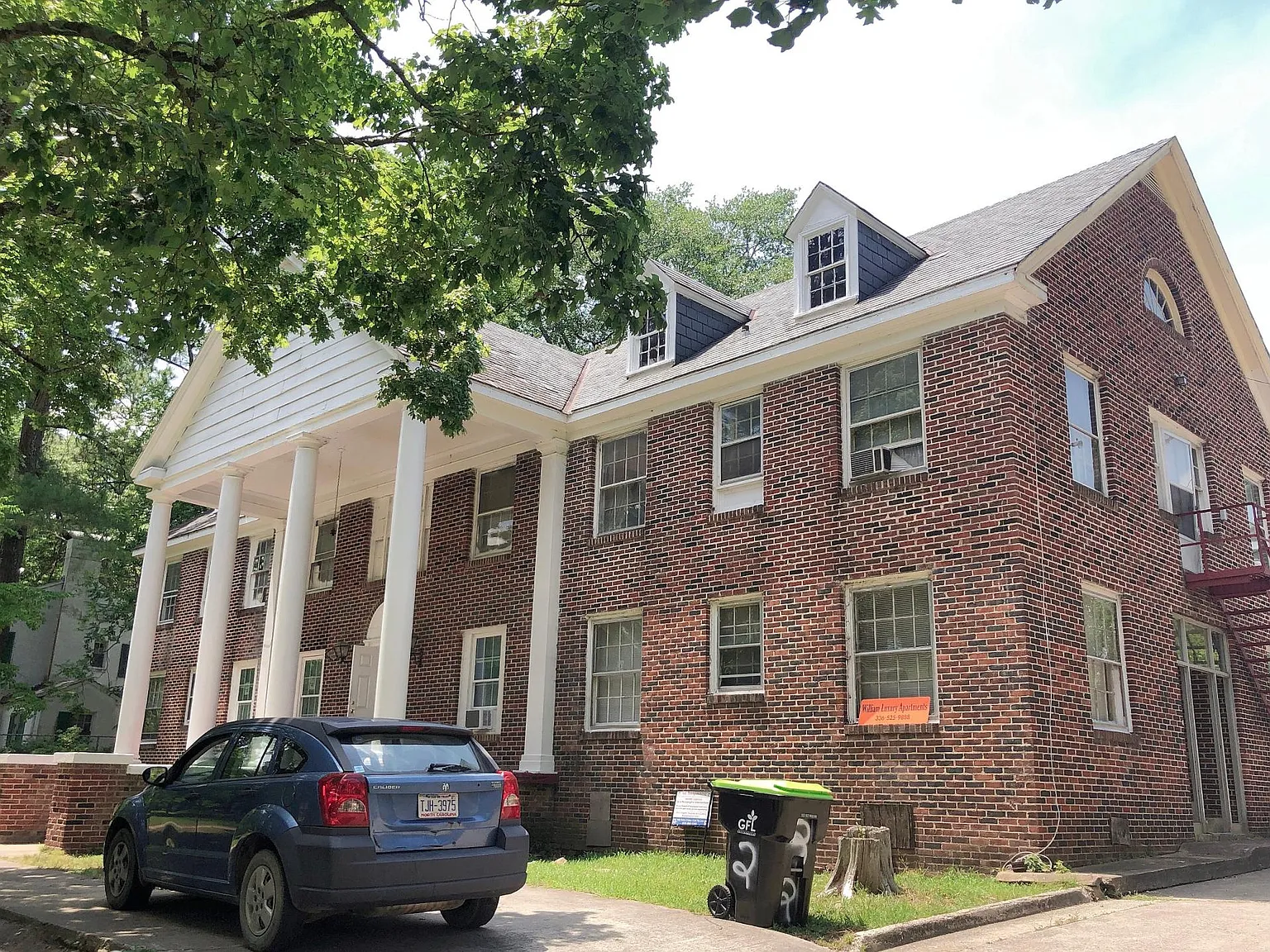 1004 W Main St — Photo 3