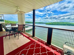 222 Park Place Ln #2A, Kaiser, MO 65047