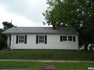 2626 4th St, Moline, IL 61265