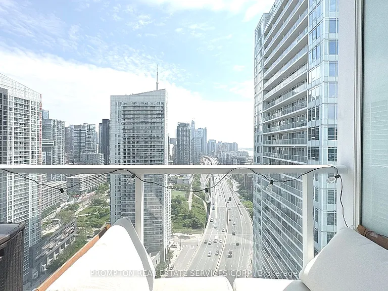 19 Bathurst St #3506 — Photo 13