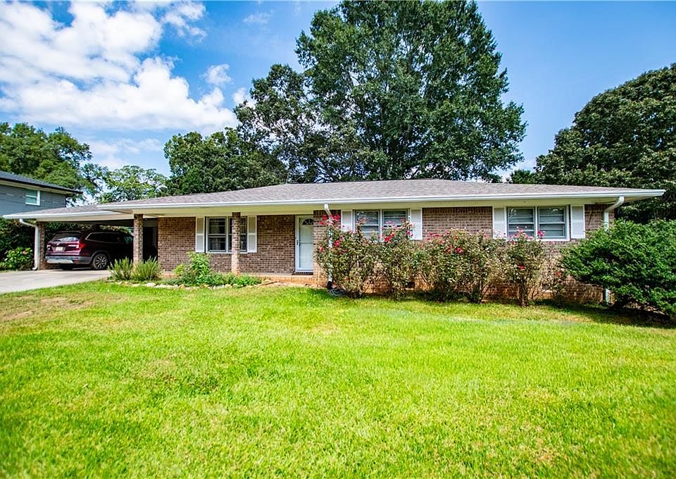 1st image of 626 Georgia Ave S