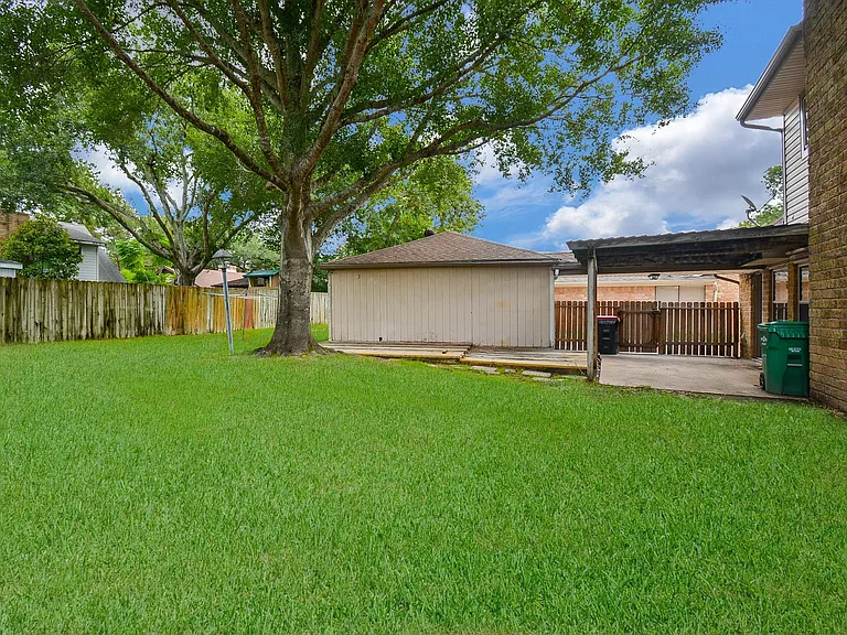 21318 Park Valley Dr — Photo 50