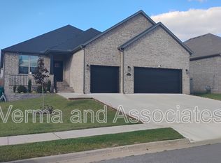 710 Harbison St, Maumelle, AR 72113