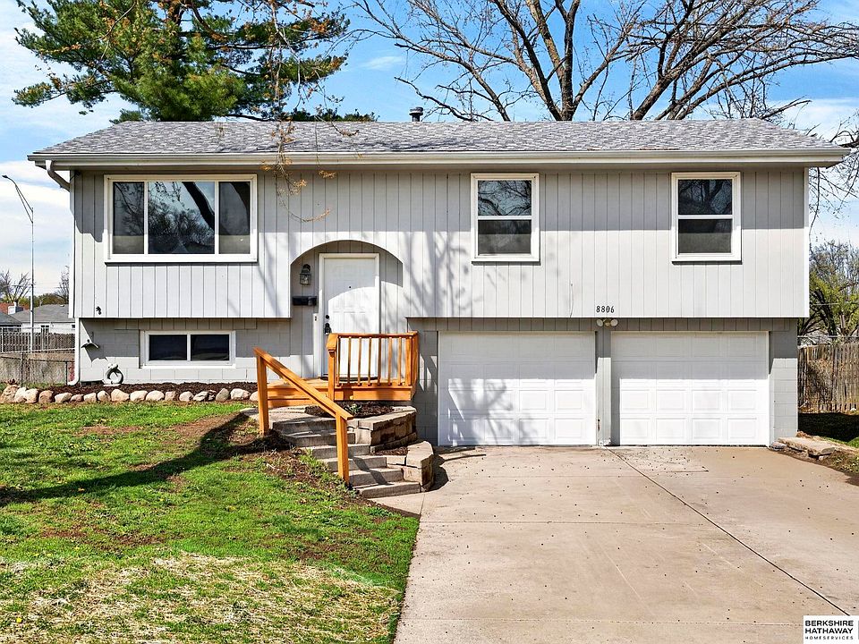 1st image of 8806 S Glenview Dr