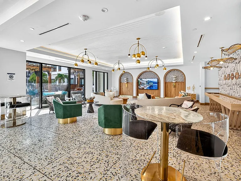 Building's Lounge