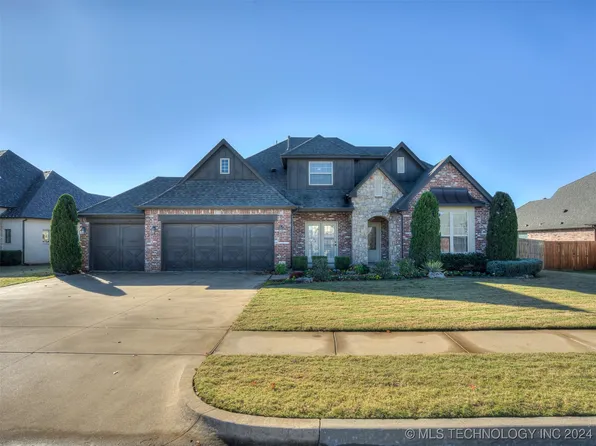 310 W 128th St S, Jenks, OK 74037