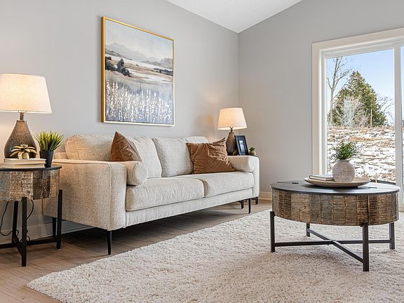 3rd image of 31692 Madison Rd