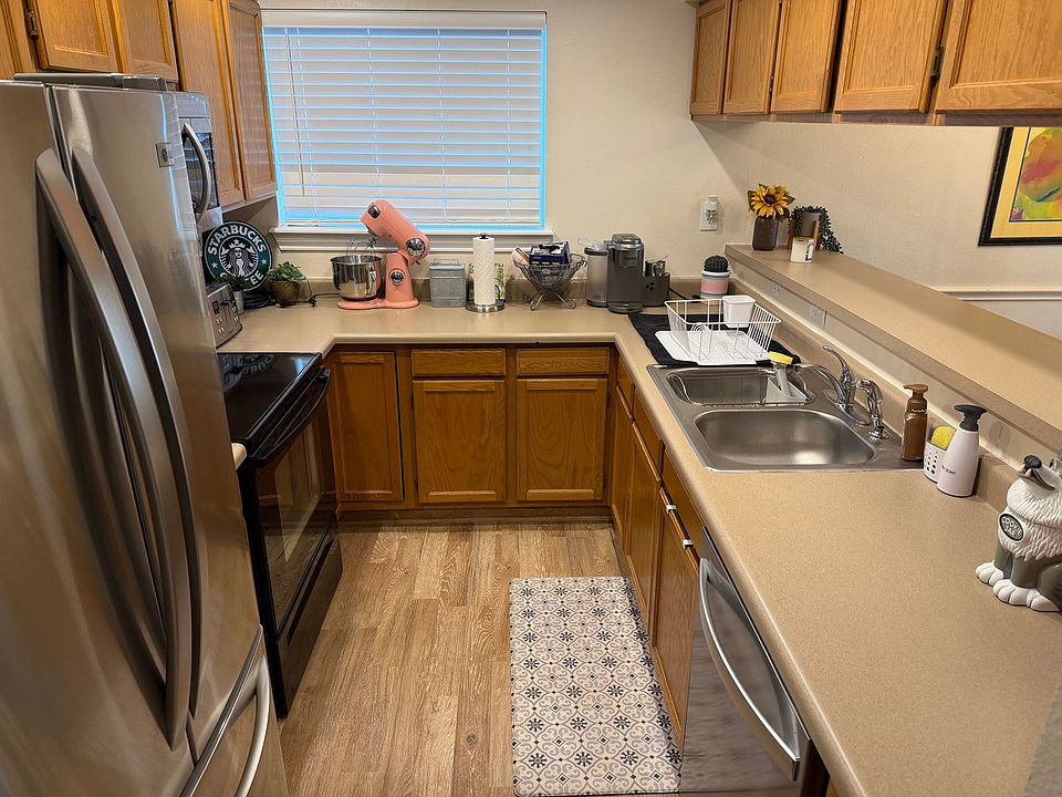 1st image of 5958 Gunbarrel Ave