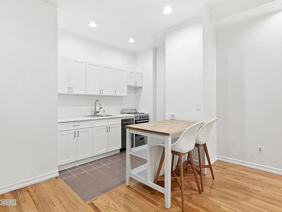 1st image of 140 W 69th St APT 59A