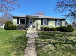 603 W Sharon St, Elmwood, IL