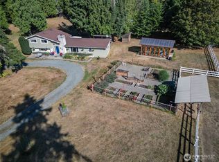 50 Mapleton Way, Port Angeles, WA 98363