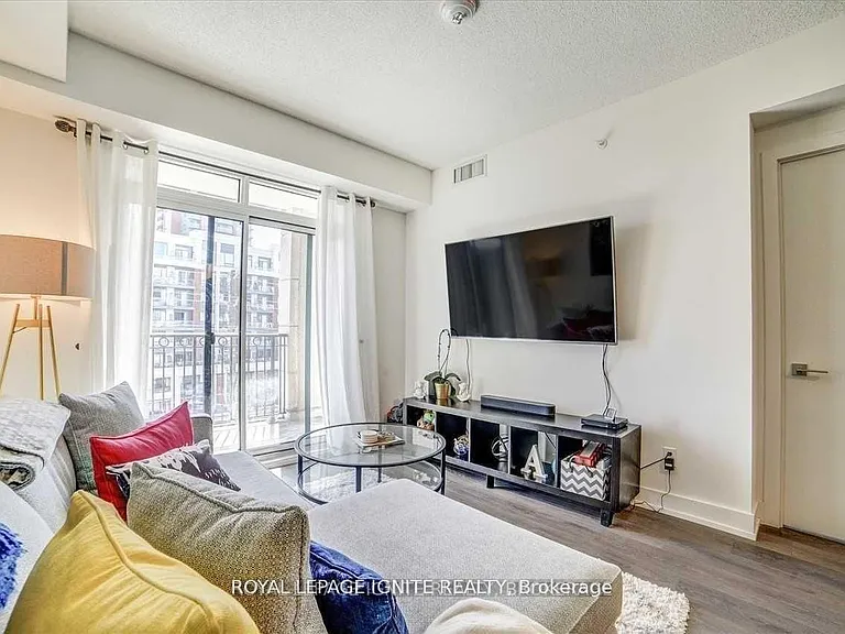 278 Buchanan Dr #523E — Photo 14