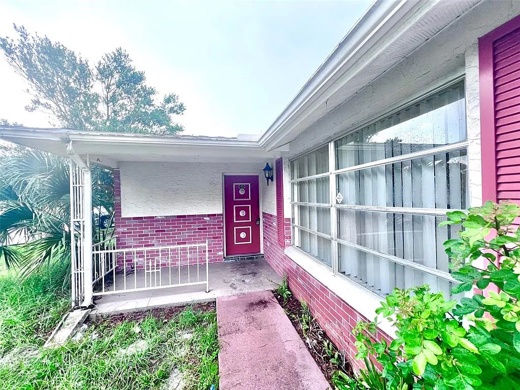 2 bed, 2.5 bath, 1032 sqft, $1,600 — Photo 2