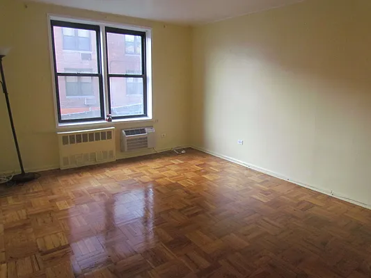 Rented by Astoria Apartments LLC | media 17