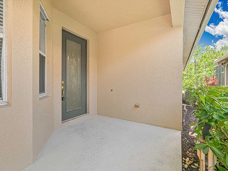 13679 Martone Ct — Photo 3