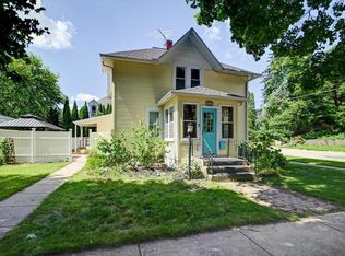 404 S Prairie St, Stoughton, WI 53589