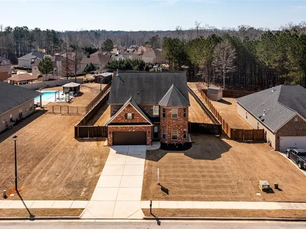 260 Kyndal Dr, Hampton, GA 30228